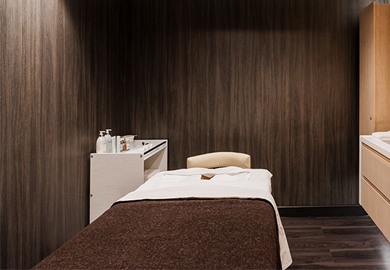 Luxurious onboard comforts 